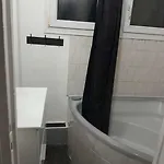 Agreable דירה